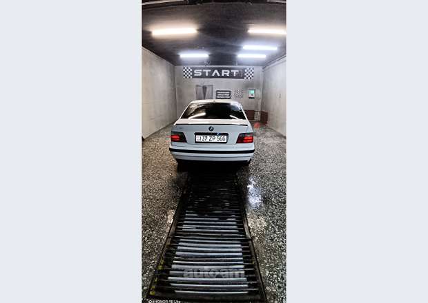 BMW 318 1991 — լուսանկար 5