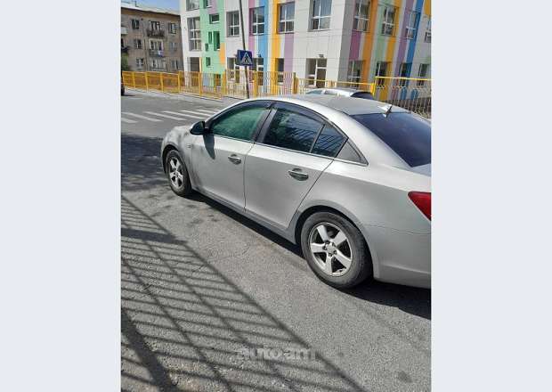 Chevrolet Cruze 2009 — լուսանկար 5