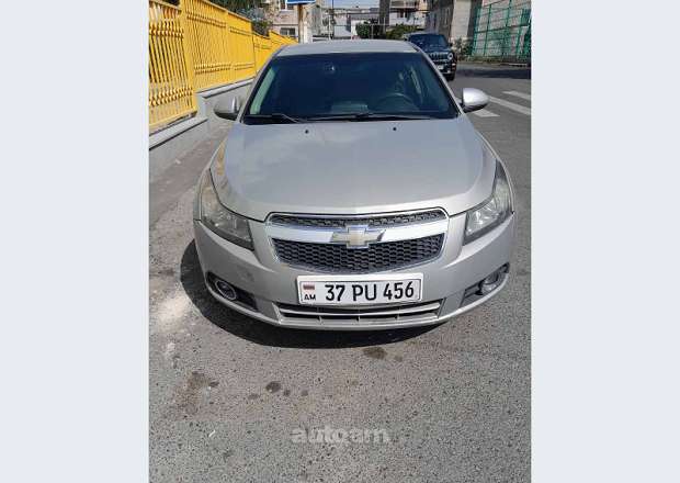 Chevrolet Cruze 2009 — լուսանկար 1