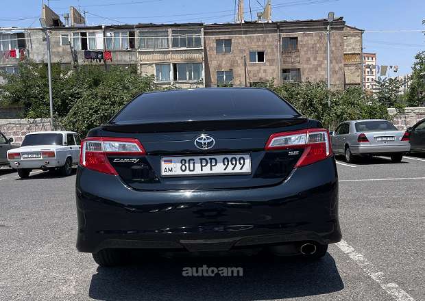 Toyota Camry 2013 — լուսանկար 8