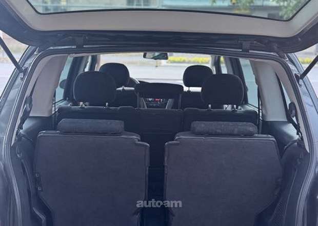 Opel Zafira 2002 — լուսանկար 5