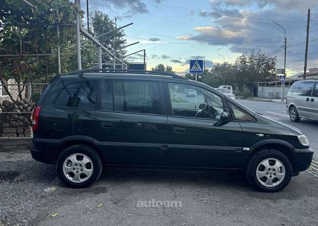 Opel Zafira 2002 — լուսանկար 4