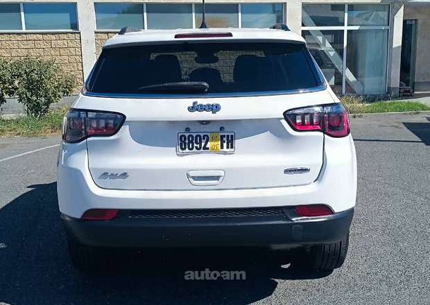 Jeep Compass 2022 — լուսանկար 9