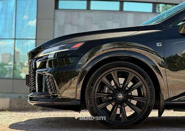 Lexus RX 500h 2023 — լուսանկար 15