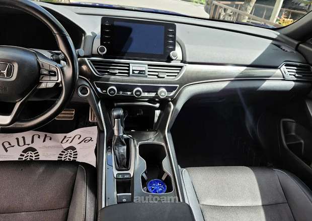 Honda Accord 2020 — լուսանկար 8