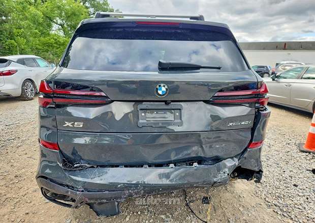 BMW X5 2026 — photo 4