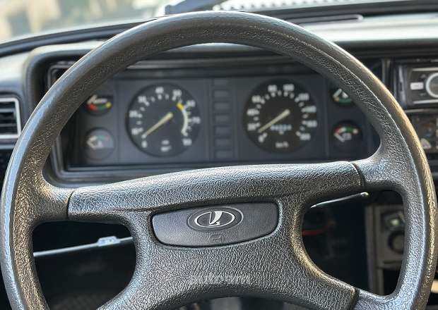 VAZ (Lada) 2107 2010 — լուսանկար 8