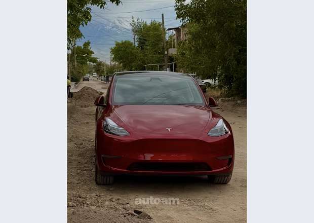 Tesla Model Y 2024 — լուսանկար 2