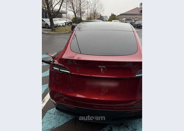 Tesla Model Y 2024 — լուսանկար 4