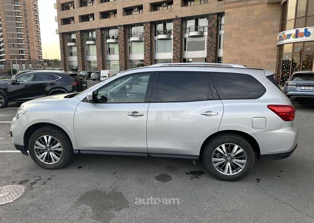 Nissan Pathfinder 2017 — photo 5