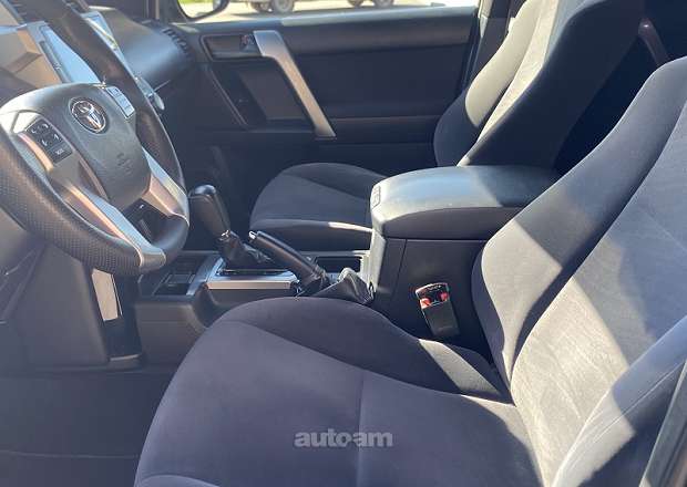 Toyota Land Cruiser Prado 2015 — լուսանկար 15