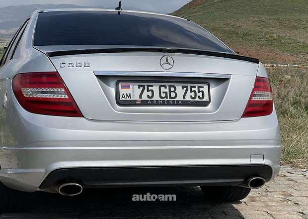 Mercedes-Benz C 300