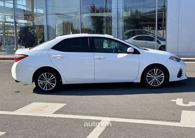 Toyota Corolla 2015 — լուսանկար 3