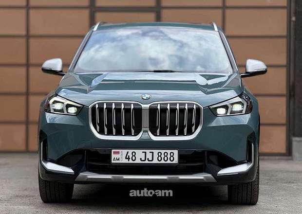 BMW X1 2023 — фото 1