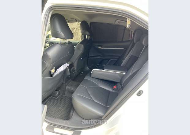 Toyota Camry 2018 — լուսանկար 4