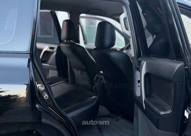 Toyota Land Cruiser Prado 2011 — լուսանկար 11