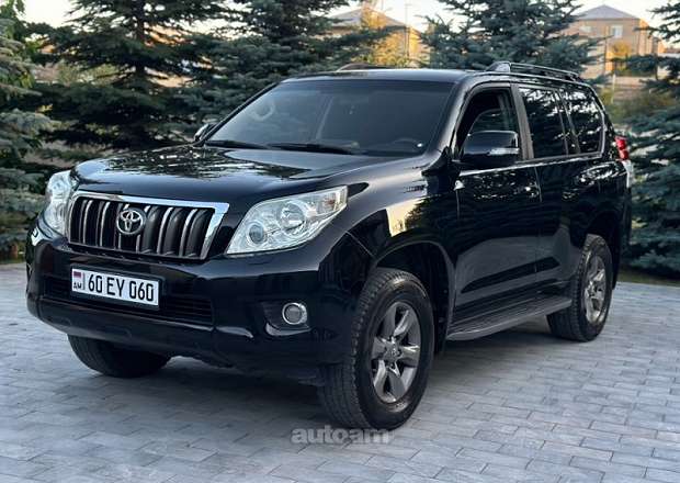 Toyota Land Cruiser Prado 2011 — լուսանկար 1
