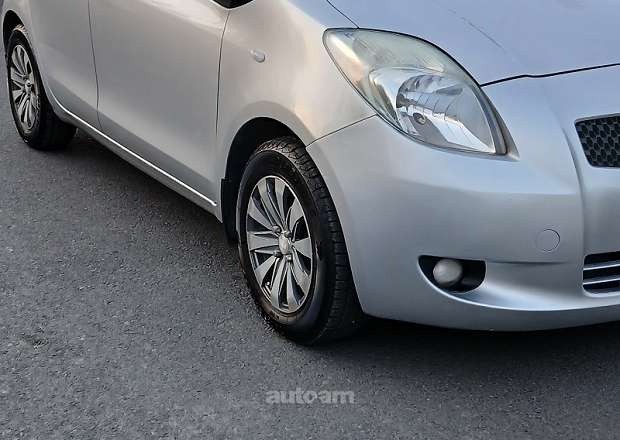 Toyota Vitz 2006 — լուսանկար 4