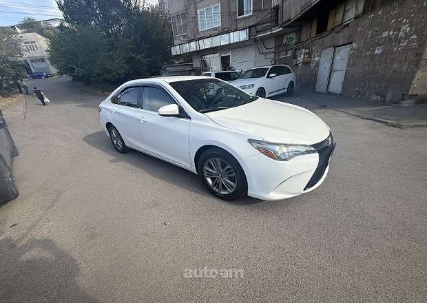 Toyota Camry 2015 — լուսանկար 2