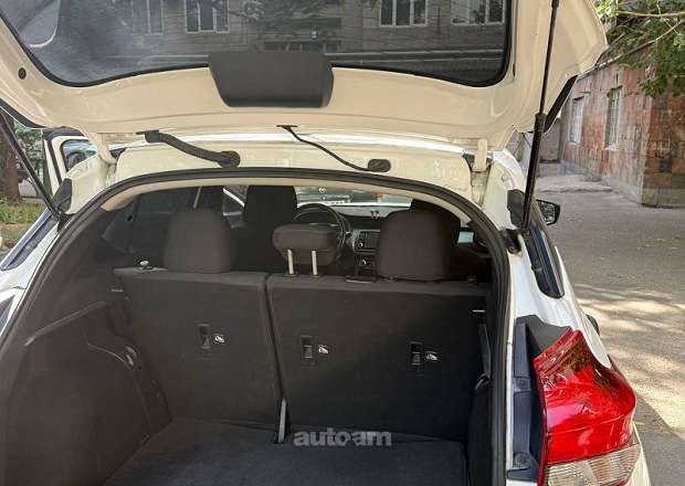 Nissan Kicks 2019 — photo 12