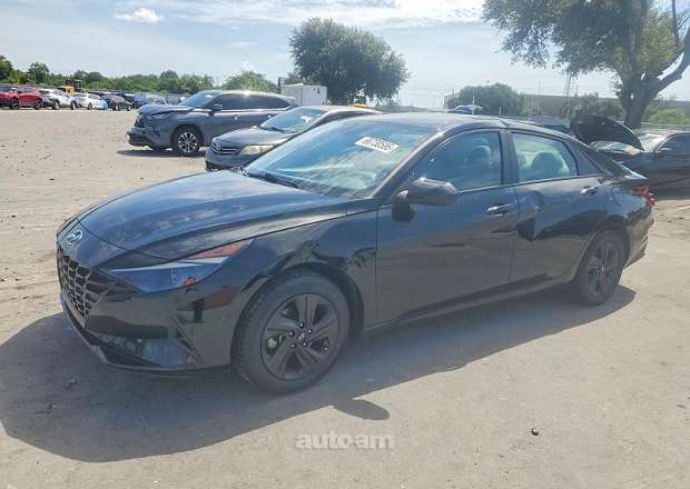 Hyundai Elantra 2023 — լուսանկար 1