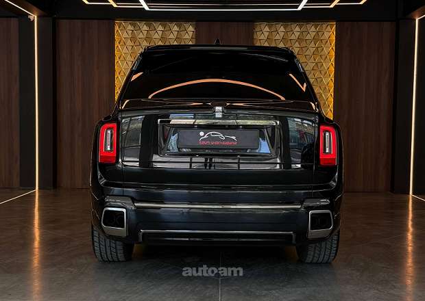 Rolls Royce Cullinan