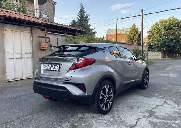 Toyota C-HR 2019 — լուսանկար 6