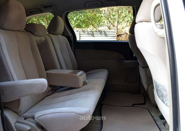 Toyota Estima 2006 — լուսանկար 9