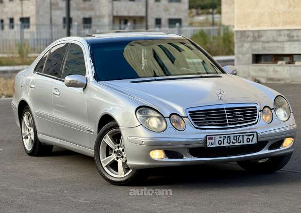 Mercedes-Benz E 240 2003 — photo 4
