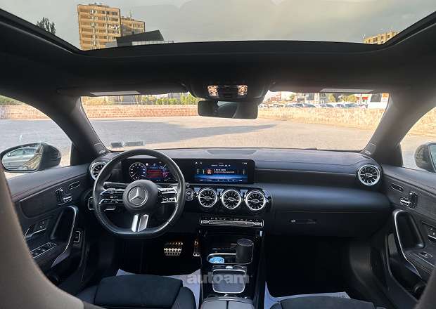 Mercedes-Benz CLA 250