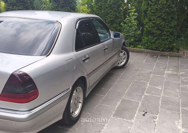 Mercedes-Benz C 280 1998 — photo 3