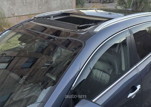 Kia Sportage 2012 — լուսանկար 8