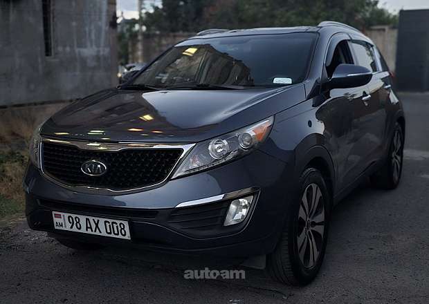 Kia Sportage 2012 — լուսանկար 10