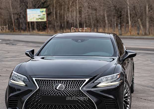 Lexus LS 500 2020 — фото 1