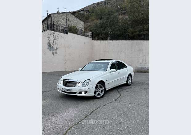 Mercedes-Benz E 320 2003 — լուսանկար 1