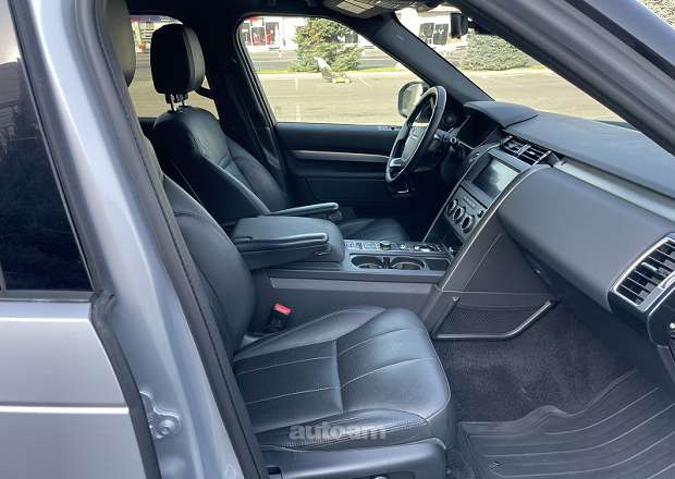 Land Rover Discovery 2020 — photo 8