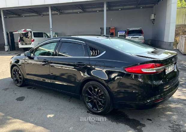 Ford Fusion 2018 — լուսանկար 5