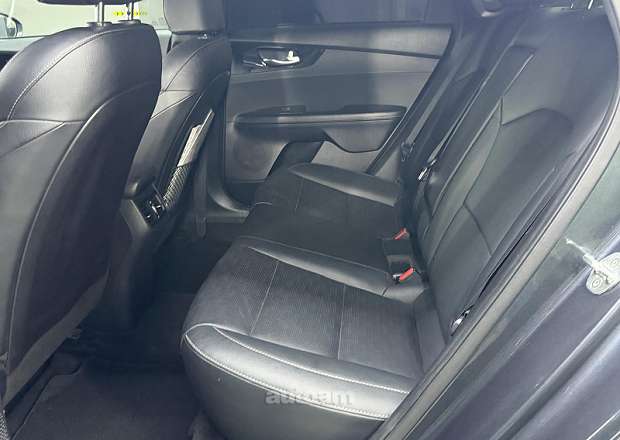 Kia Forte 2019 — լուսանկար 12