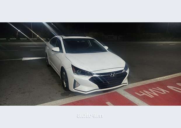 Hyundai Elantra 2020 — լուսանկար 3