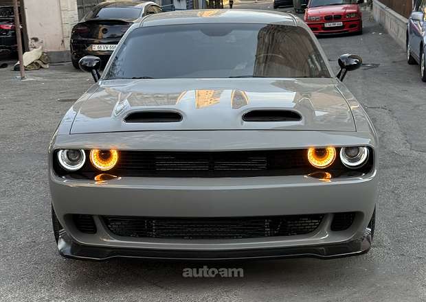 Dodge Challenger 2018 — լուսանկար 1