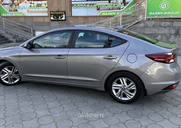 Hyundai Elantra 2020 — լուսանկար 5