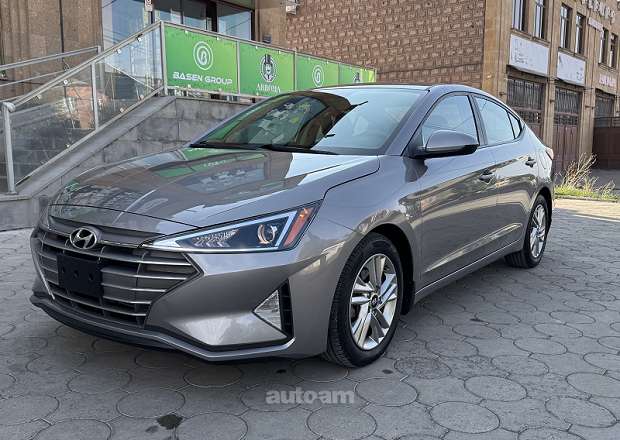 Hyundai Elantra 2020 — լուսանկար 9