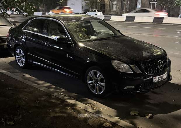 Mercedes-Benz E 350 2010 — լուսանկար 1