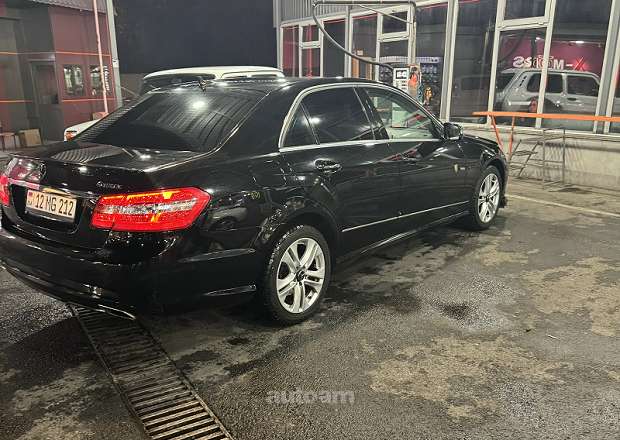 Mercedes-Benz E 350 2010 — լուսանկար 7