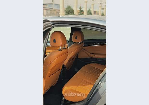 BMW 530 2021 — լուսանկար 5