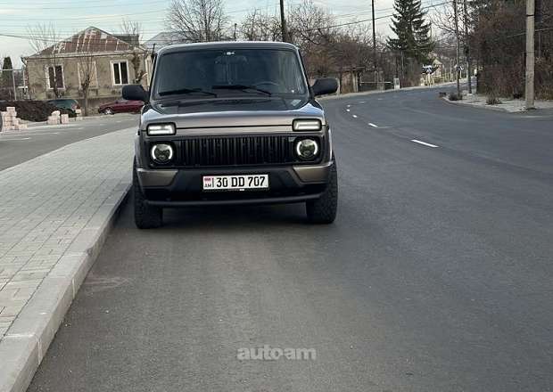 VAZ (Lada) 2121 NIVA (4x4) 2016 — լուսանկար 1