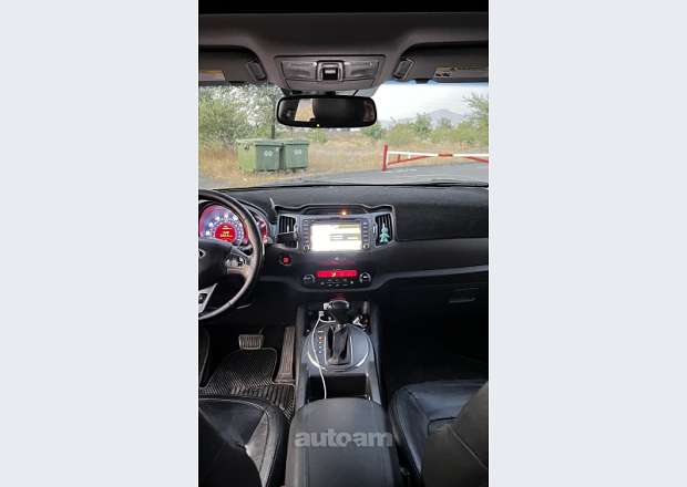 Kia Sportage 2012 — фото 11