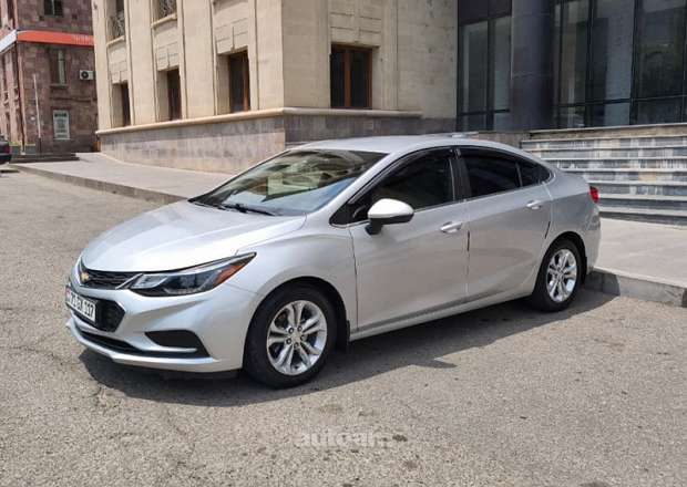 Chevrolet Cruze 2018 — լուսանկար 3