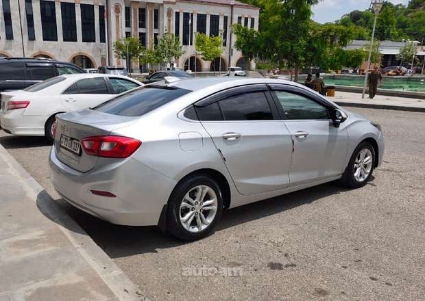 Chevrolet Cruze 2018 — լուսանկար 5