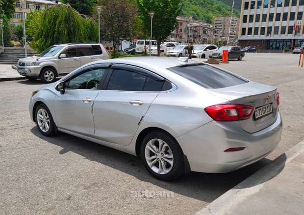 Chevrolet Cruze 2018 — լուսանկար 4